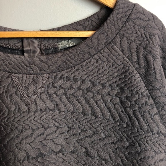 Prana Quilted slightly cropped sweatshirt - Picture 2 of 4